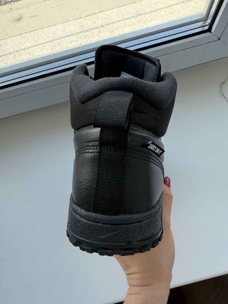 Чоловікі кросівки nike PATH WNTR BLACK BQ4223-001