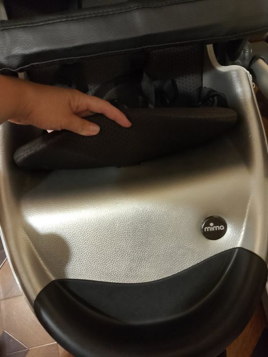 Терміново!!!Коляска Mima Xari 2в 1