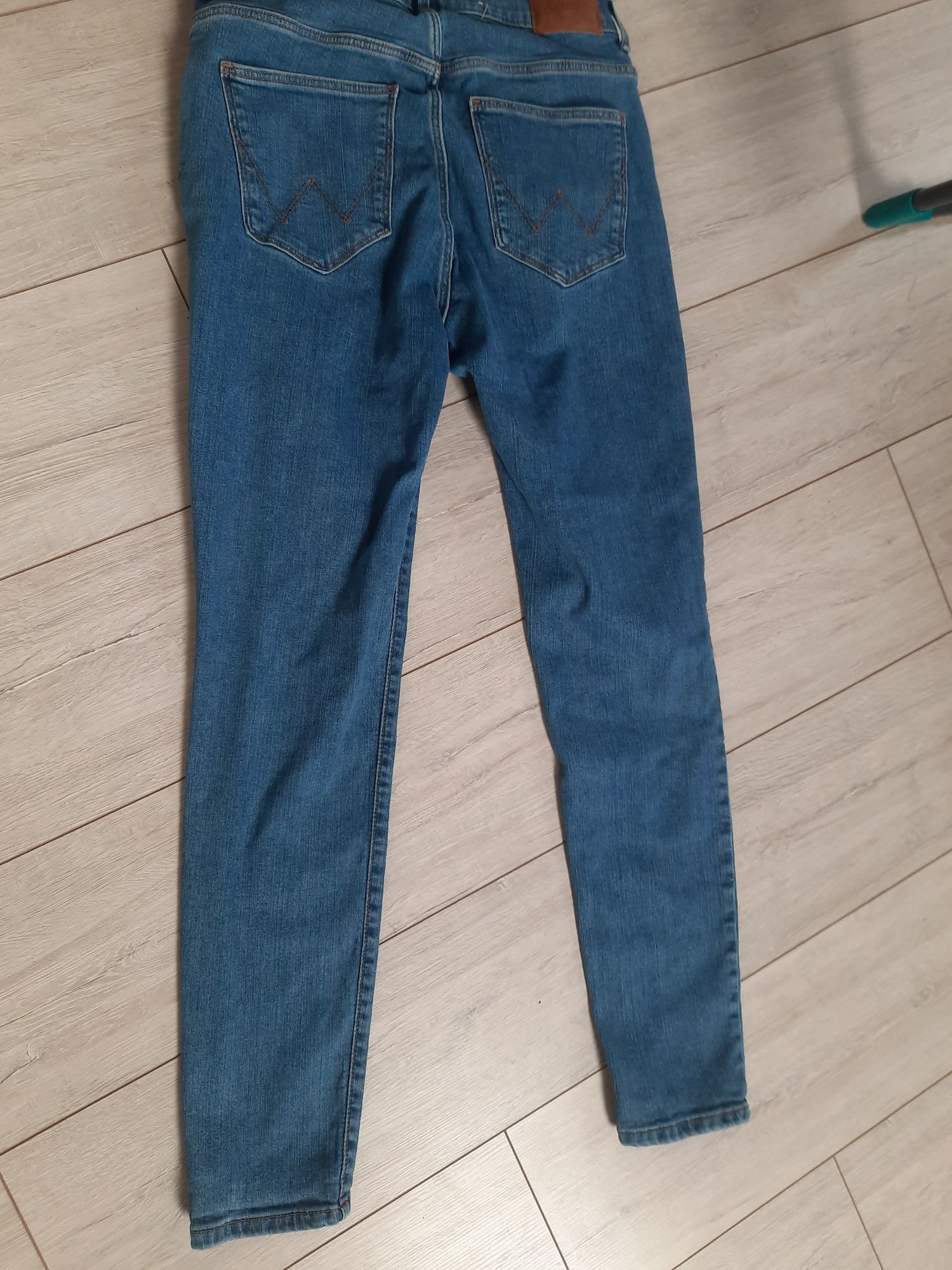 Wrangler jeans skinny 2 pary