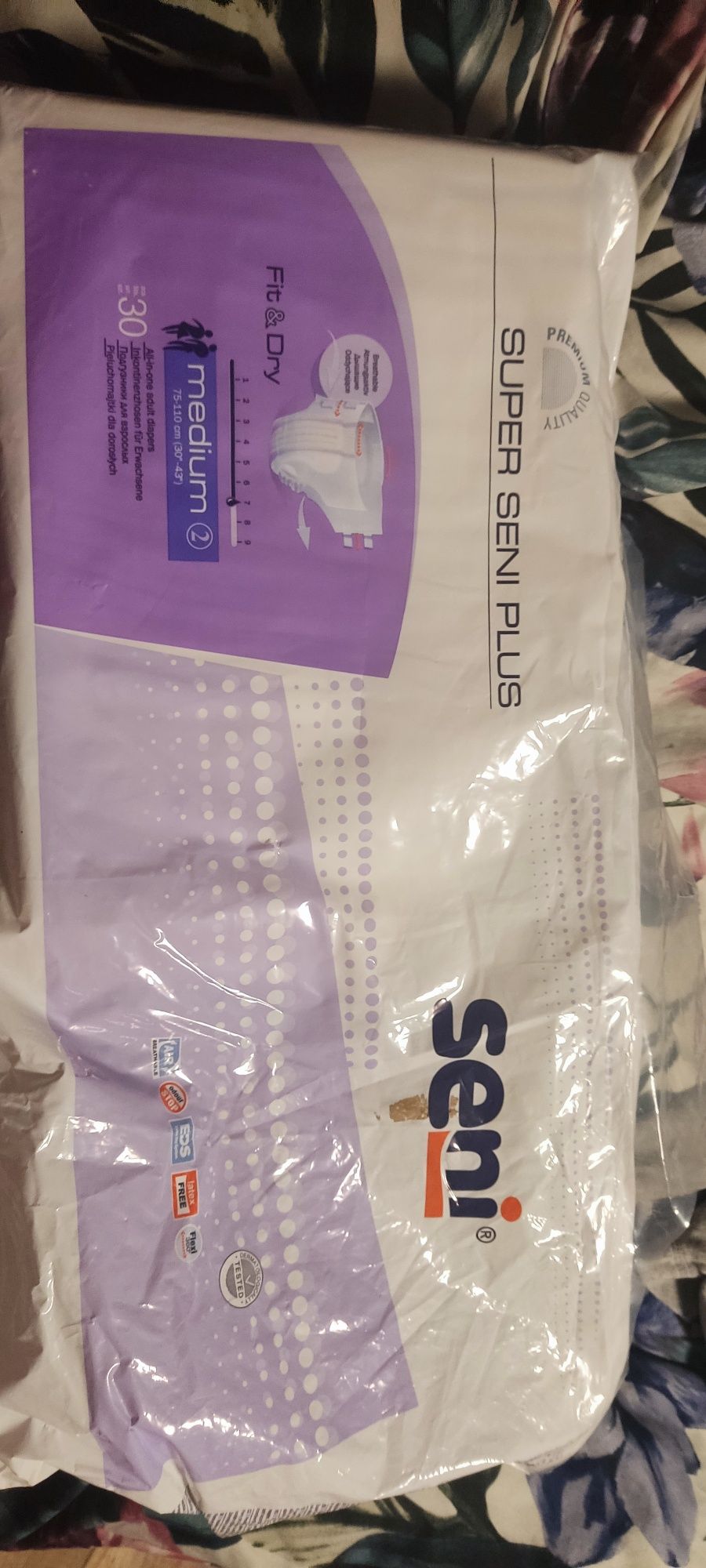 Pieluchomajtki dla dorosłych Super Semi Plus M 10 szt.