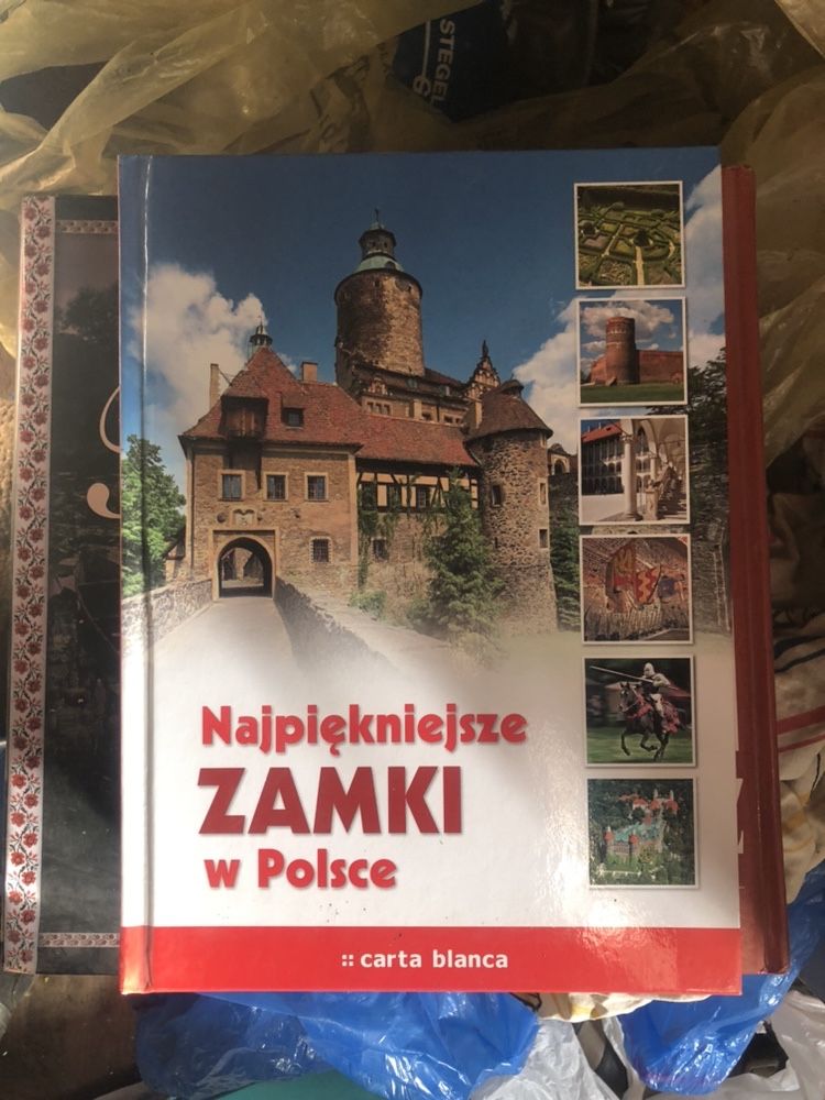 „Najpiękniesze zamki w Polsce” album książka historia