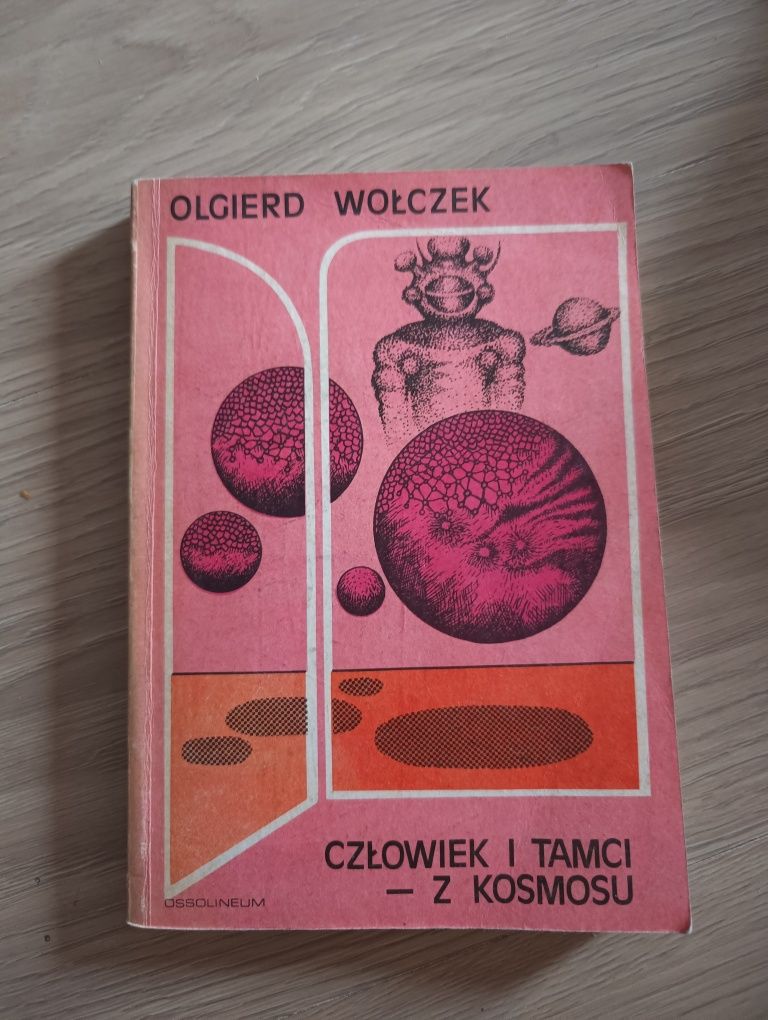 Człowiek i tamci z kosmosu