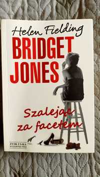 Książka Helen Fielding Bridget Jones Szalejąc za facetem