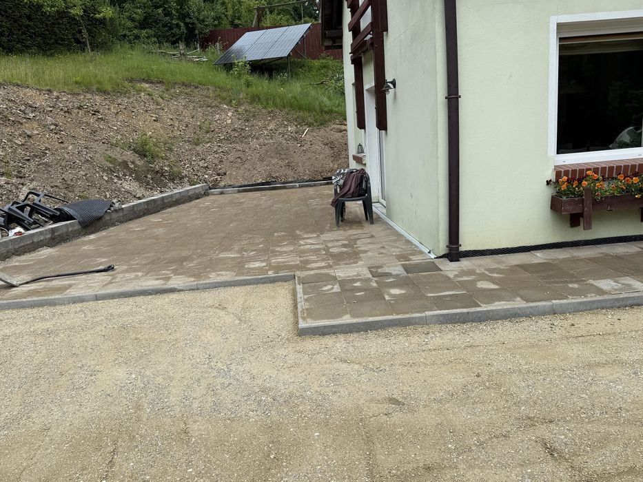 Układanie kostki Brukowej