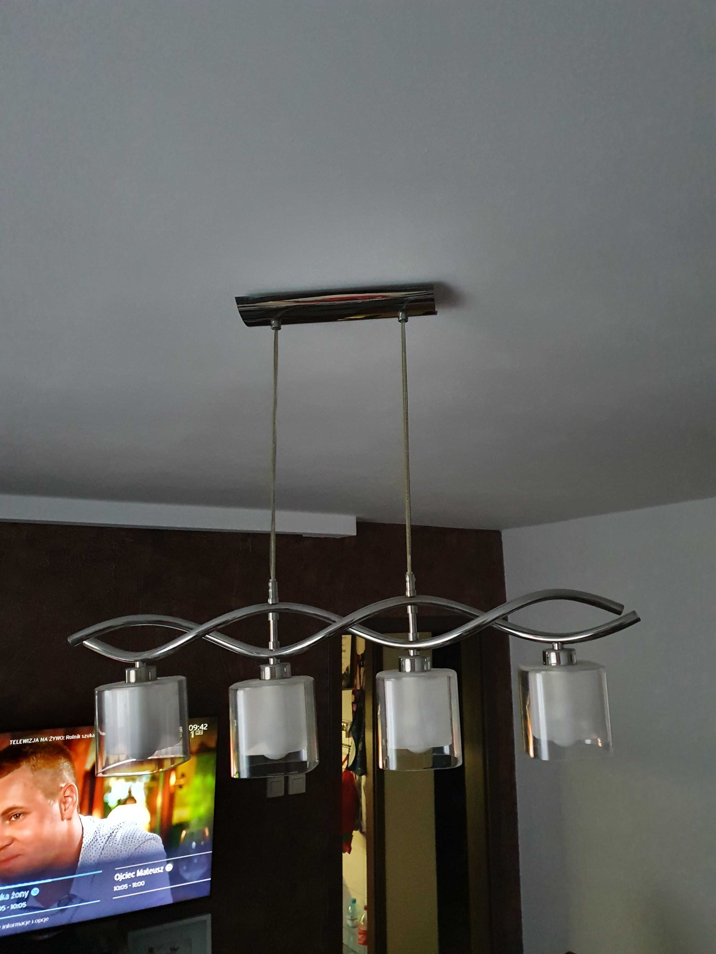 Lampa wisząca 4-kloszowa