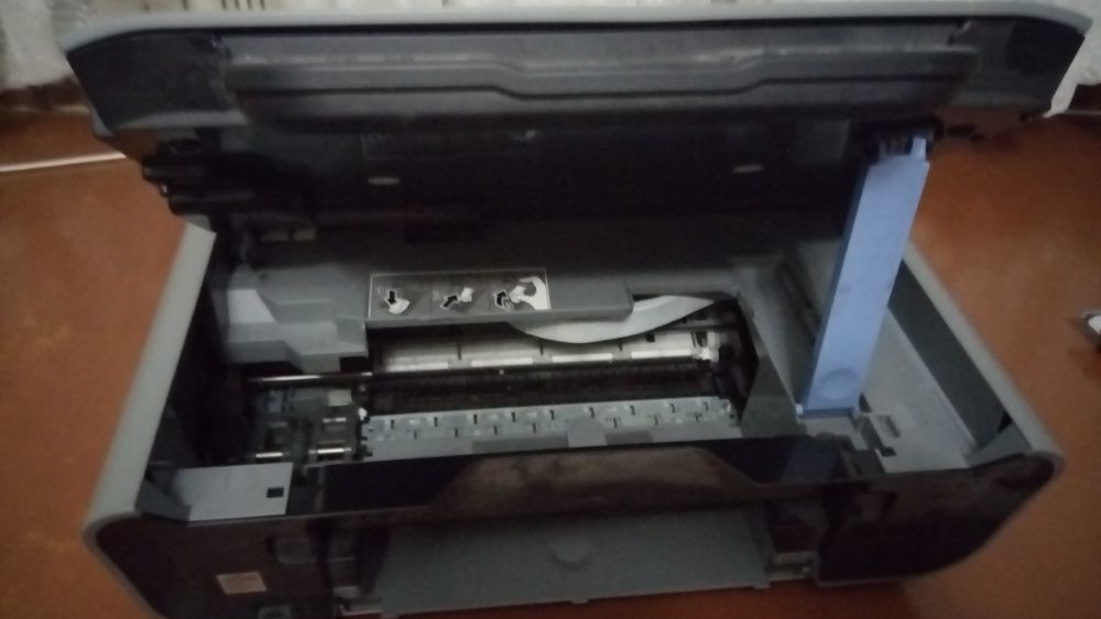 продаю принтер-сканер