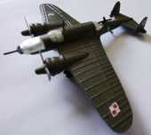 Model PZL 37 Łoś skala 1/144 firmy Plastyk.