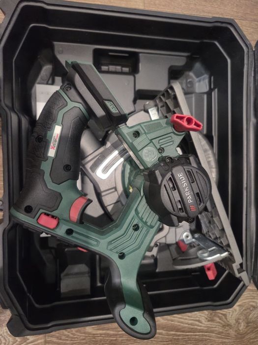 Акумуляторна дискова пилка Parkside