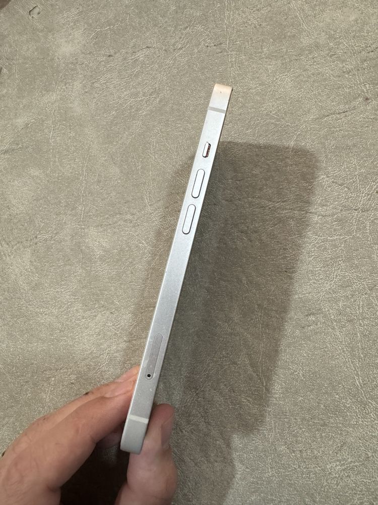 Iphone 13 128.