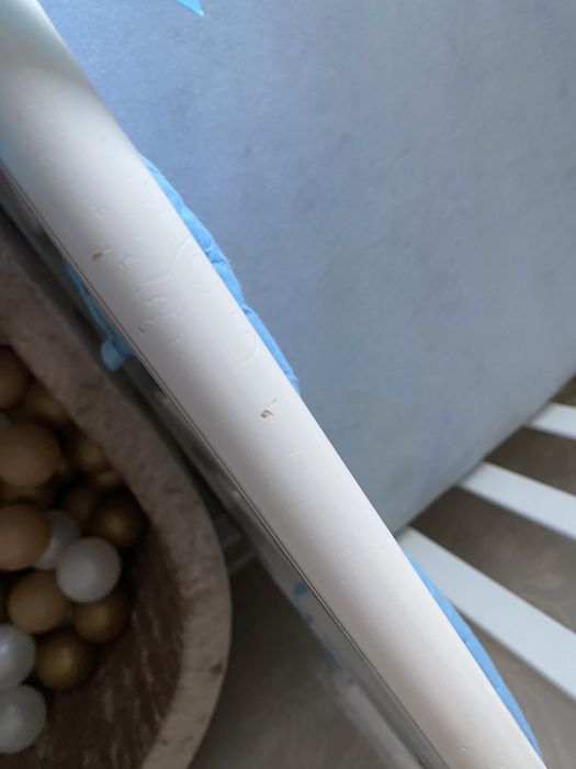 Дитяче ліжечко з матрасом