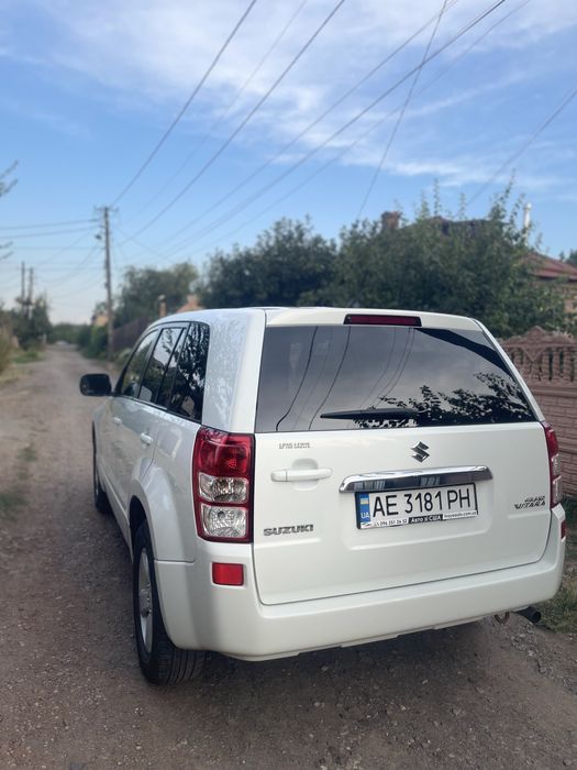 Продам свій Suzuki Grand Vitara