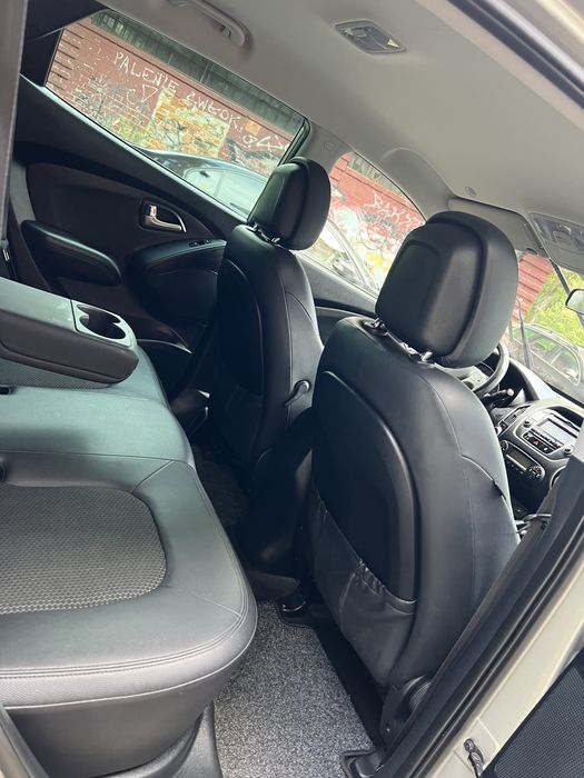 Hyundai ix35 2.0 Benzyna 163KM AUTOMAT LPG 2010R PDC Klima Tempomat
