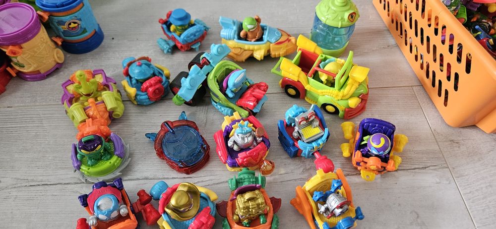 Pojazdy super wings duży zestaw