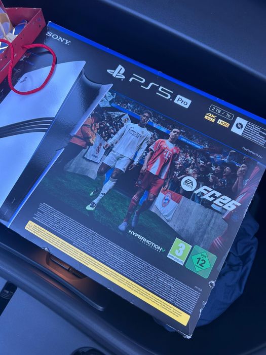 Ps5 pro 2TB com jogo FC