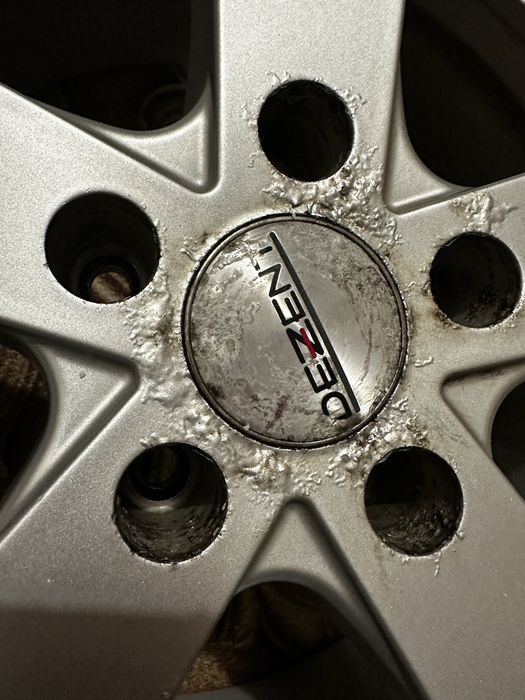 Продам диски r17 dezent 5/120