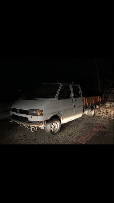 Volkswagen transporter T4 doka 2.4d na części