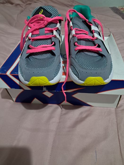 Ténis Novos - Asics Gel