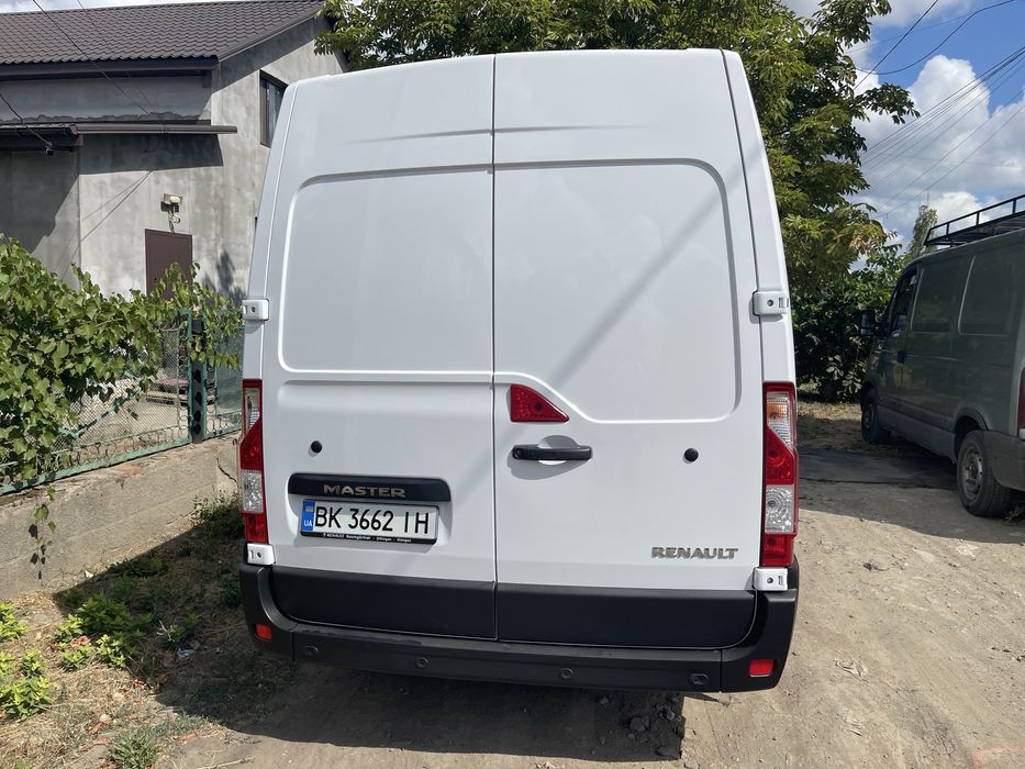 Продаж Renault Master L2H2