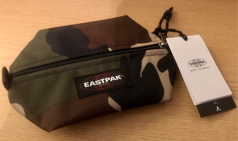 Estojo Eastpak Woodland *Novo