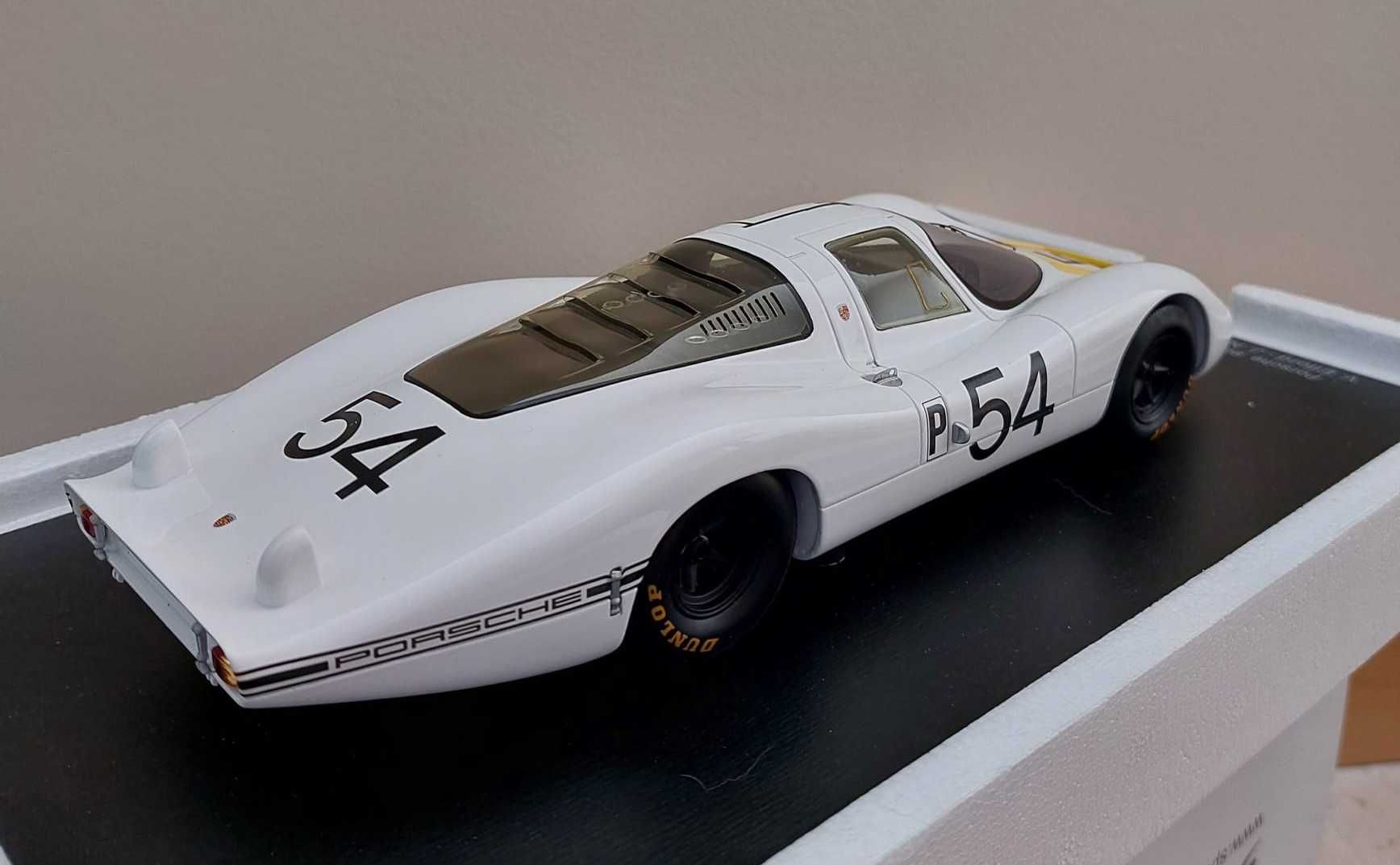 Miniatura Porsche 907 #54 Winner 24H Daytona 1968 SPARK 1:18