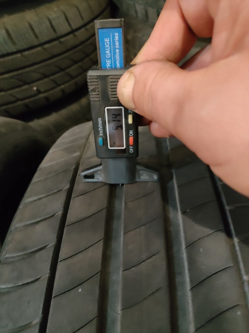 Cztery opony letnie Michelin 215/55r17 bez uszkodzeń nienaprawiane