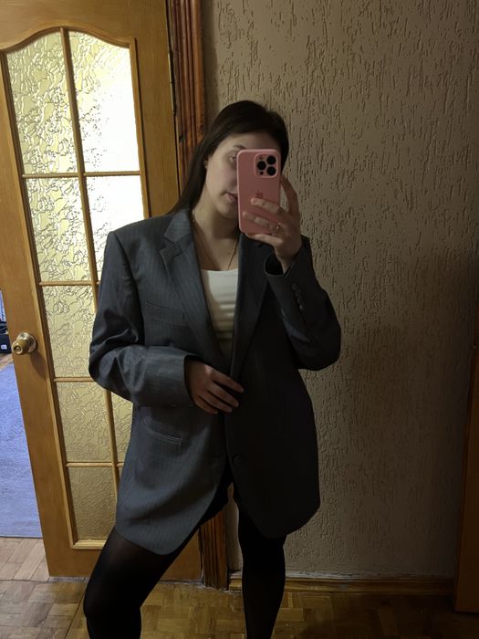 Трендовий оверсайз жакет