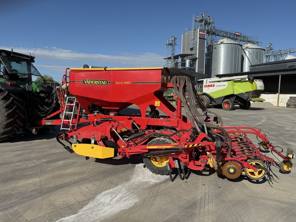 siewnik Agregat uprawowo-siewny vaderstad Spirit 400S