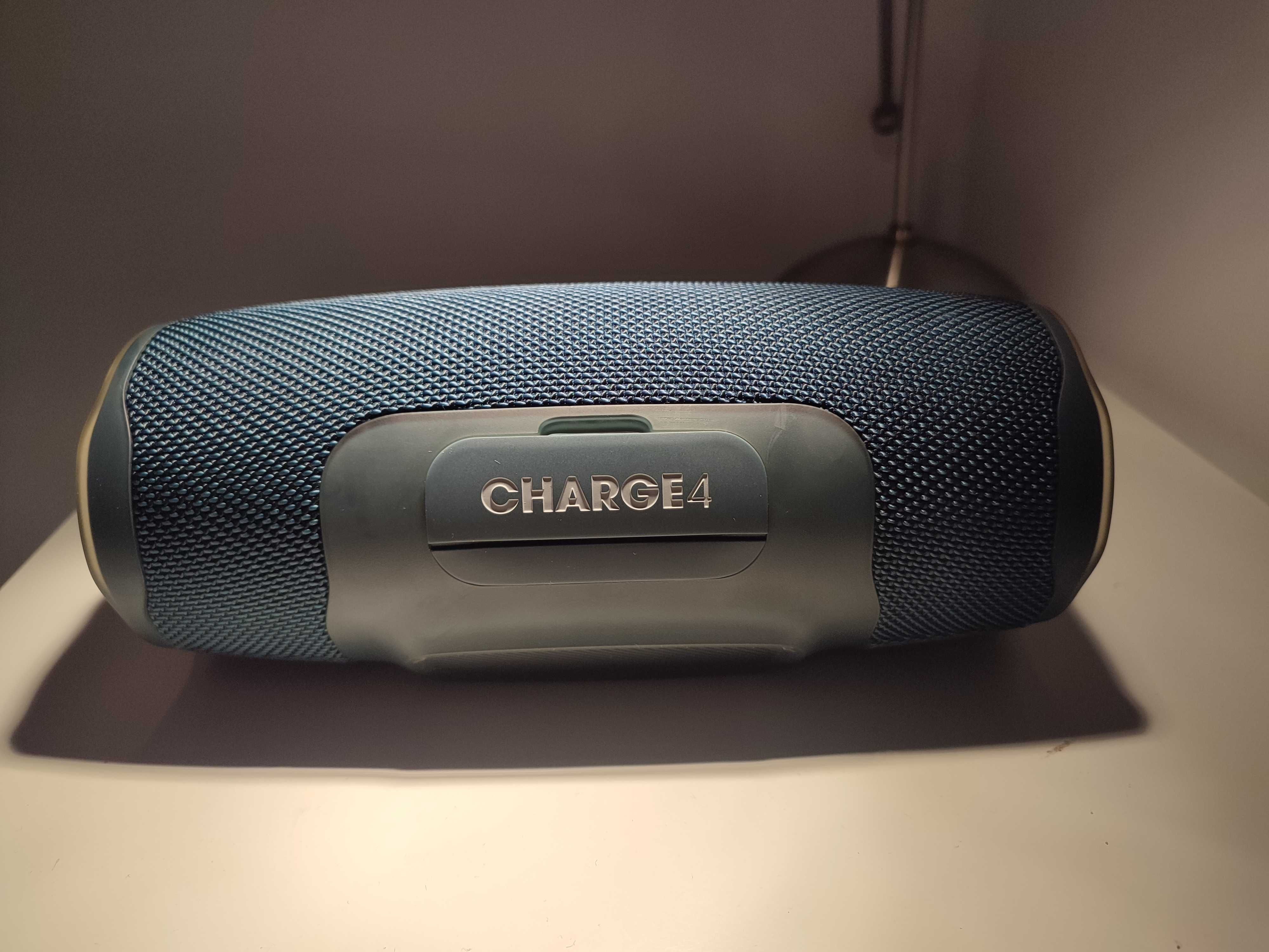 Coluna de som JBL Charge 4