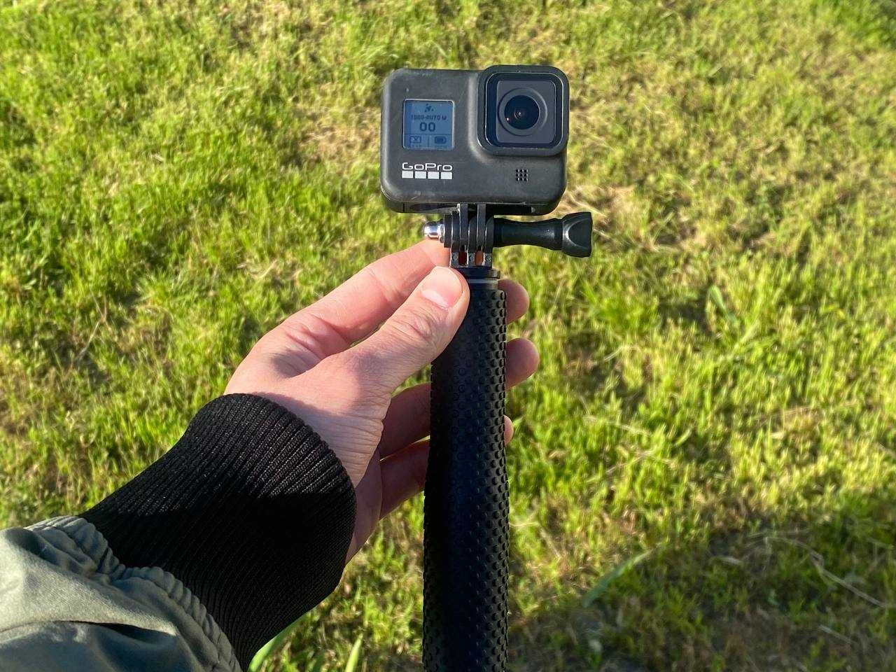 GoPro Hero 8 Black 
Спортивна Камера з двома ручками та аквабоксом