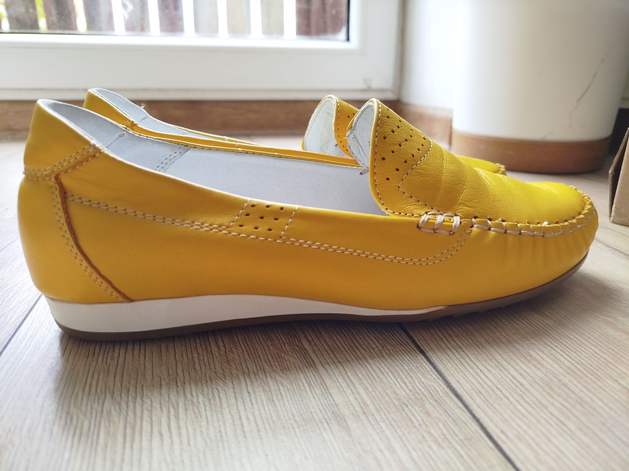 Buty Lesta 41 jak nowe