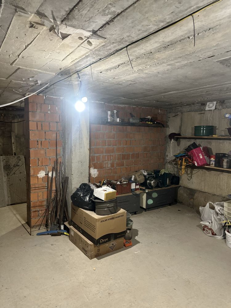 Продаж будинку з ремонтом 5 спалень
