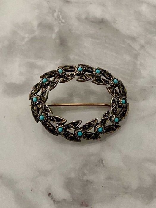 Alfinete de Prata e Ouro com Pedraria Azul