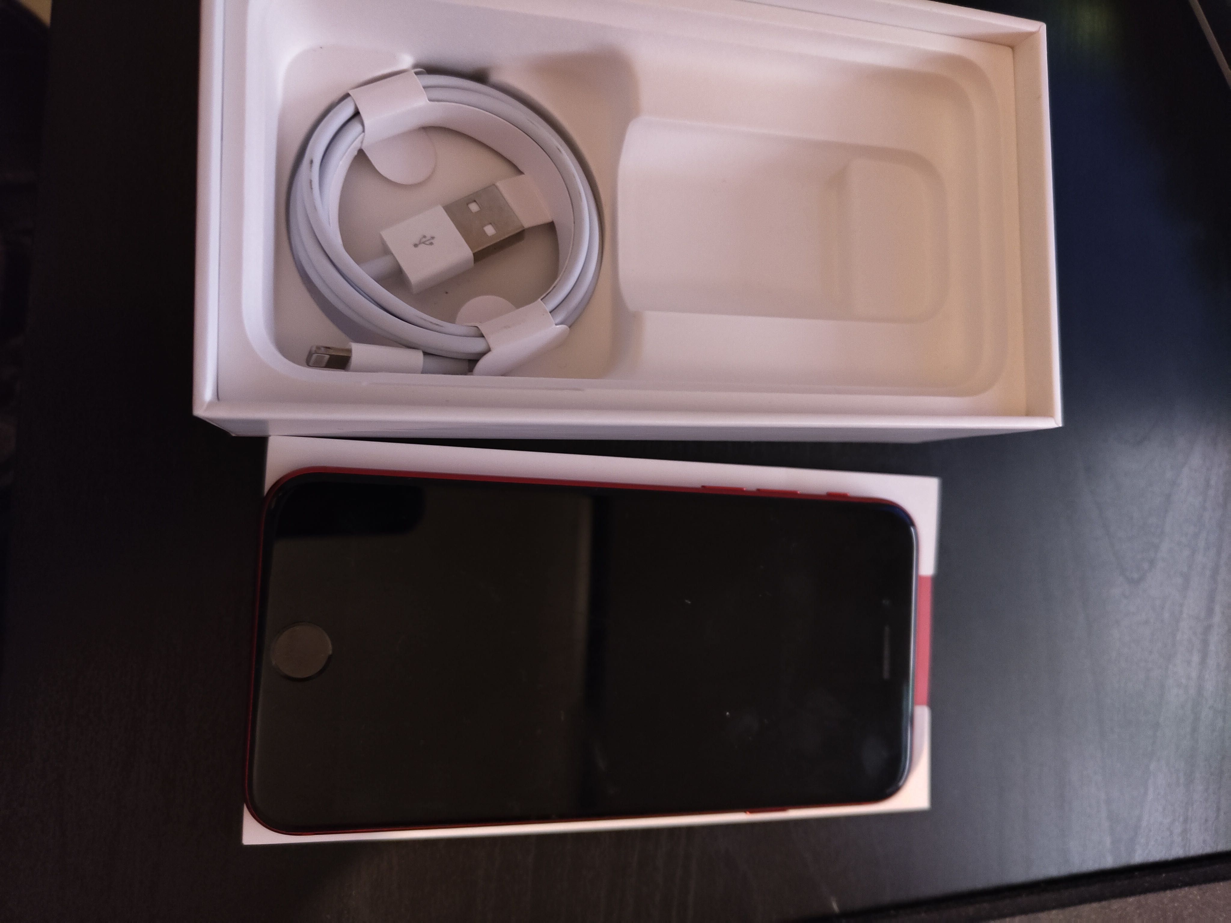 iPhone SE 2nd Gen - Product Red