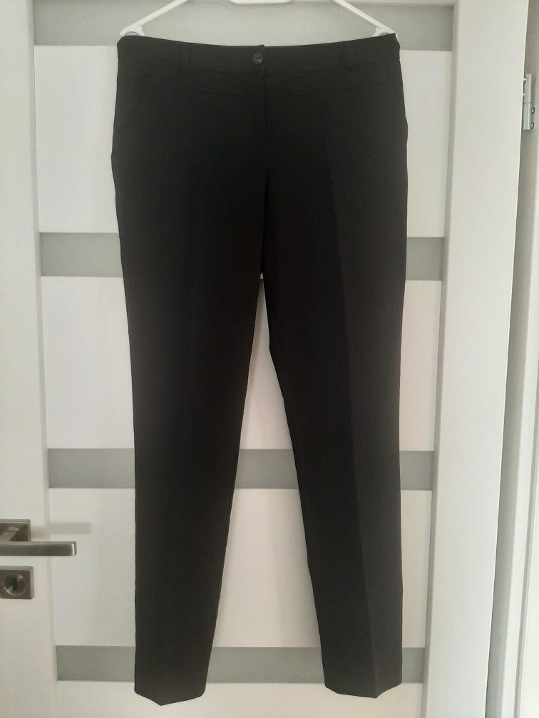 Czarne eleganckie spodnie w kant Orsay r. 36