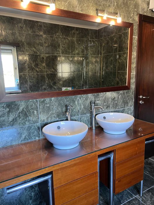 Móvel WC Cerejeira + 2 Lavatórios + 2 torneiras