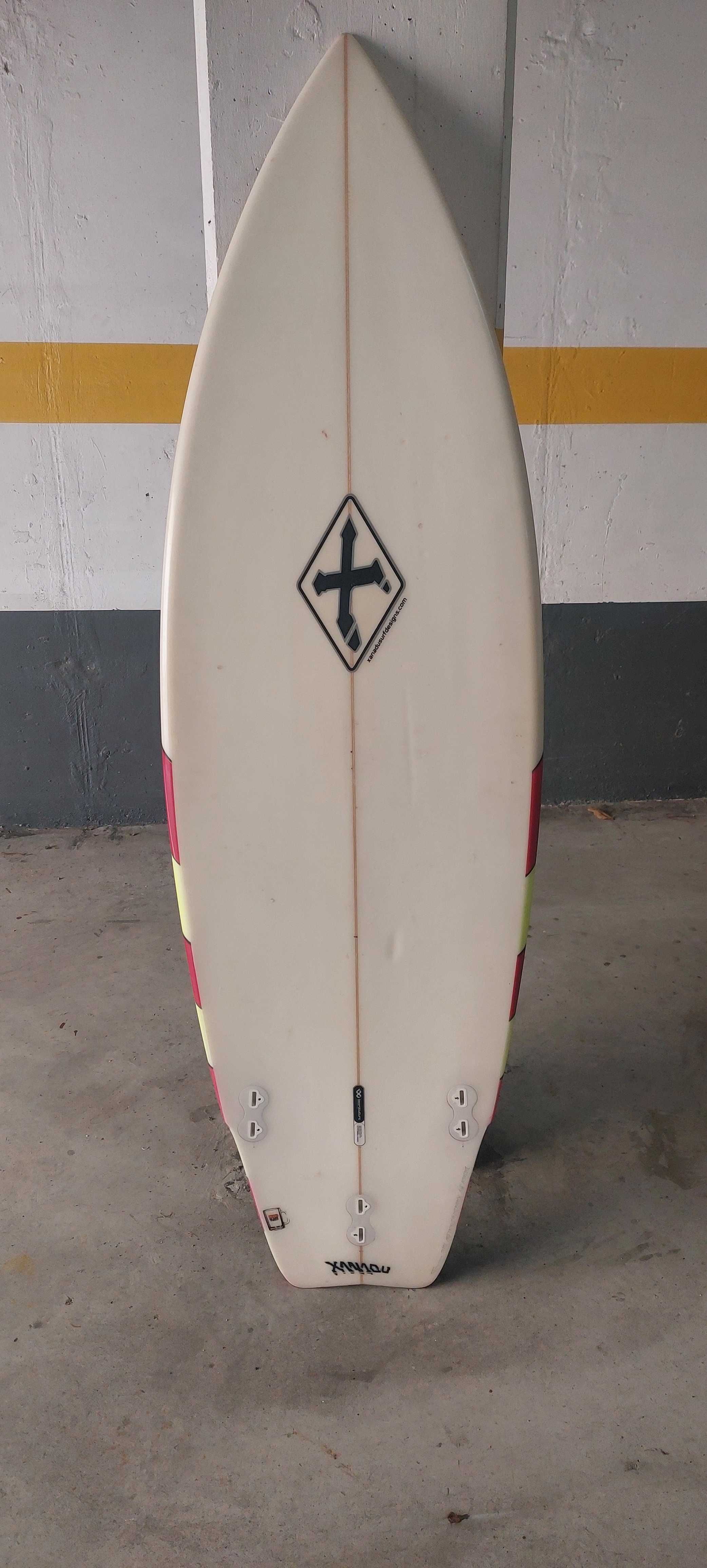 Prancha Surf Marca:XANADU 5'9"x 20 1/4" x 2 5/16"