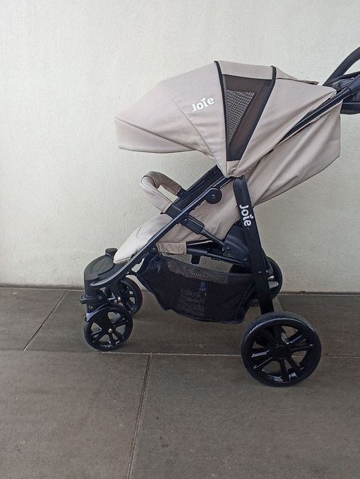 Wózek spacerowy joie litetrax beżowy