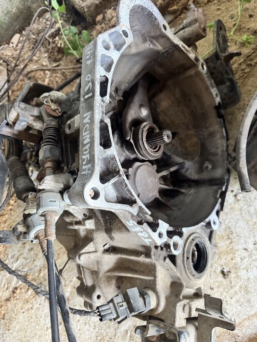 Кпп коробка передач HYUNDAI I30 I 1.6 CVVT T8J5 хюндай і30
