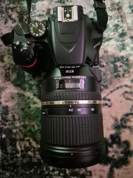 Nikon D3500 + 2 objetivas + tripé + bolsa