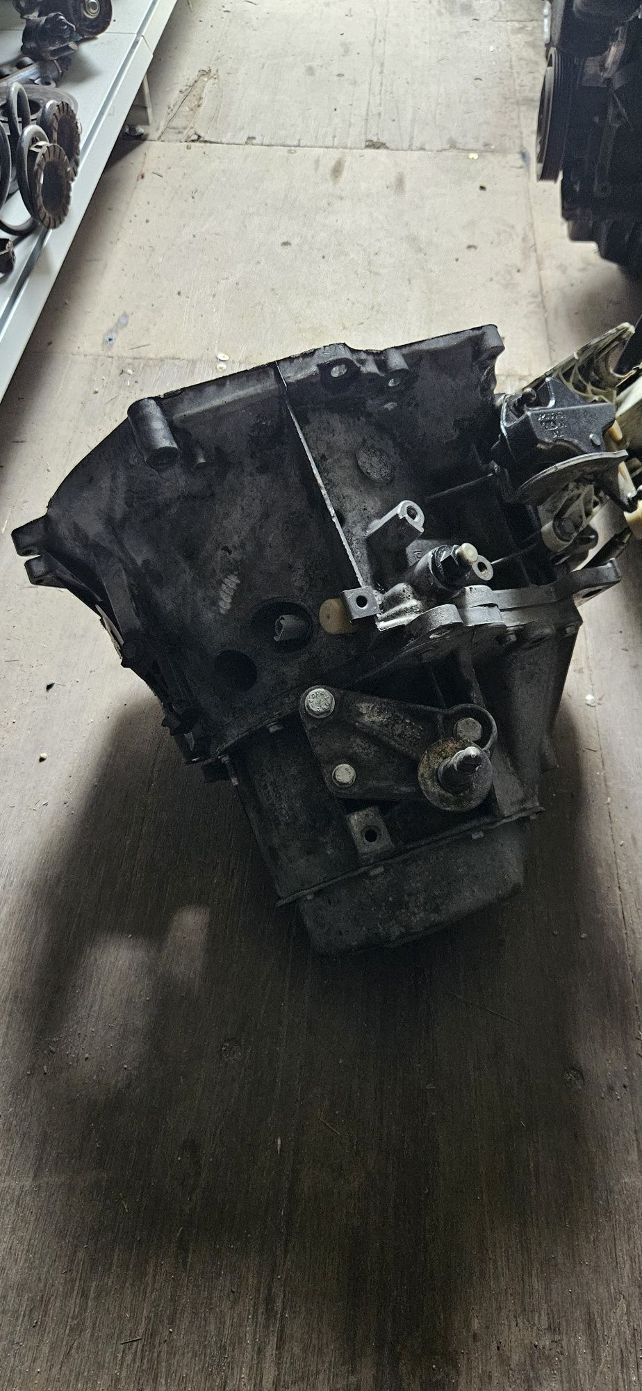 Renault Trafic II 1.9 DCI skrzynia biegow 6 biegowa