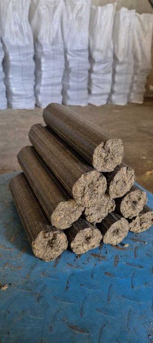 Вугілля/Брикети/Пелети для надійного опалення