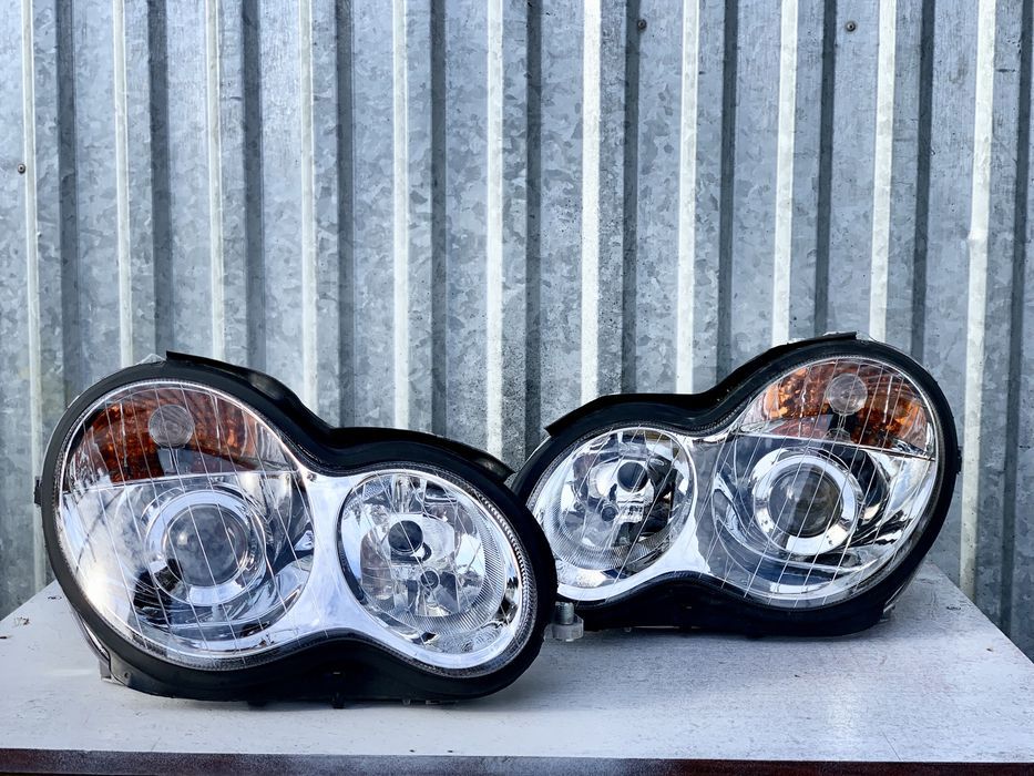 Фари Мерседес W203 Рестайлинг Галоген Левая Правая Фара Авторозборка
