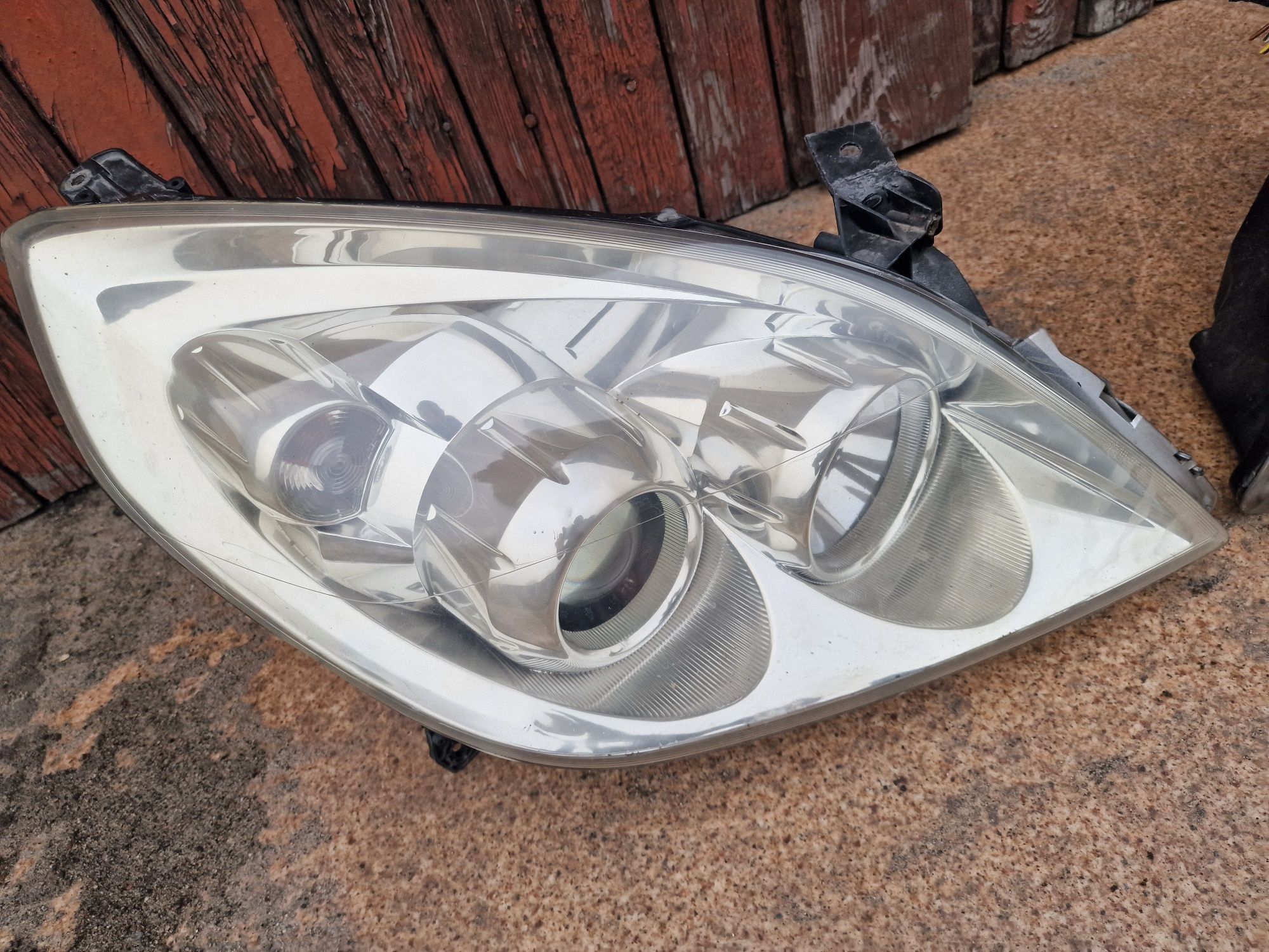Lampy przód opel vectra c lift signum lift komplet