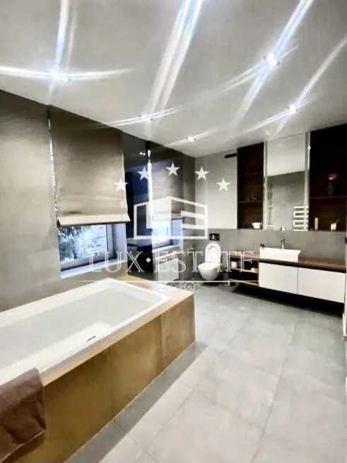 Аренда  современного таунхауса с 4 комнатами на Журавлевке