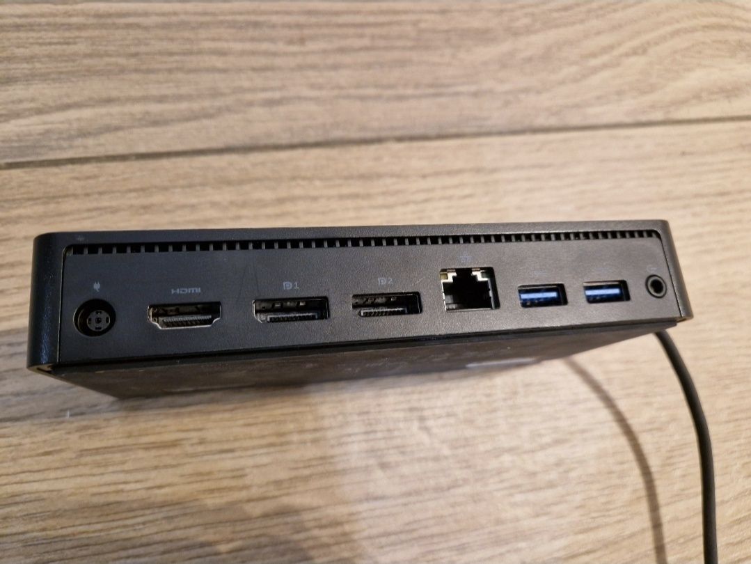 Stacja dokująca dell d6000 i zasilacz
