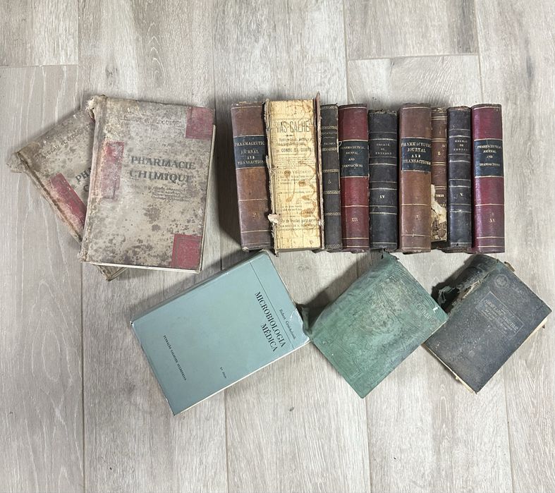 Livros antigos 5€ cada