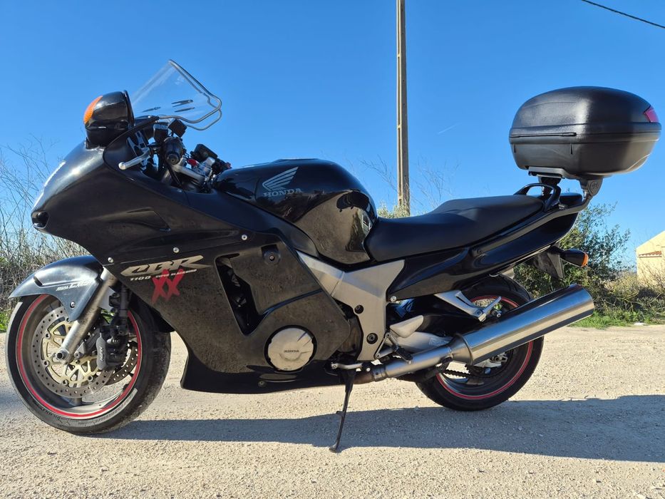 Honda cbr 1100xx ano 2000 injeção