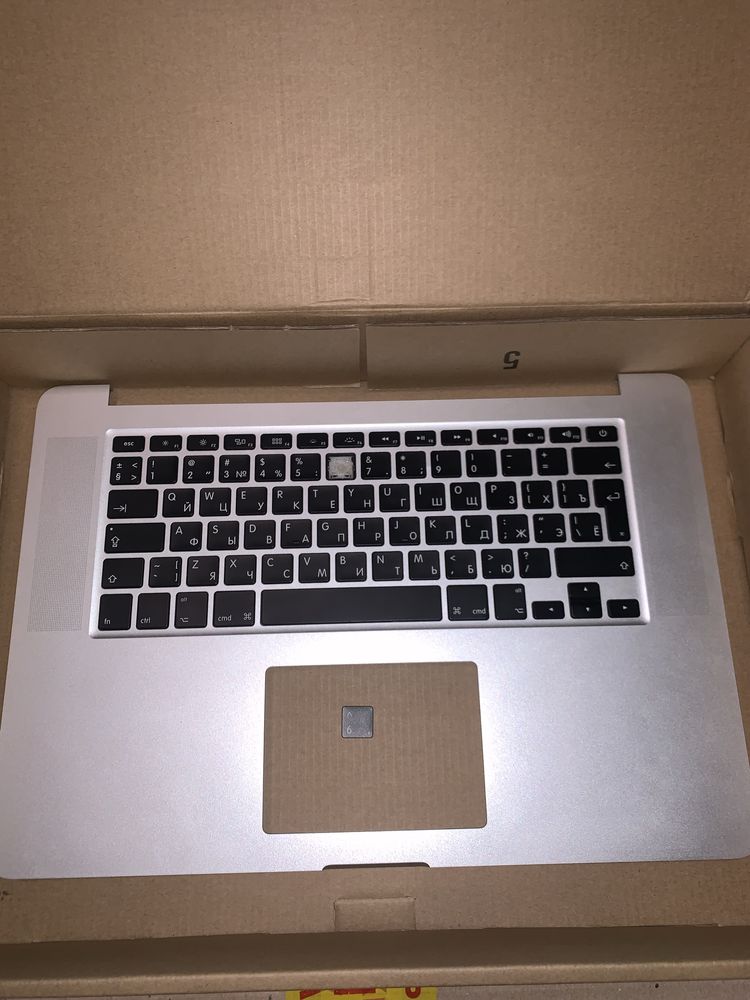 Продам клавиатура б/у на А1398 macbook pro 2015