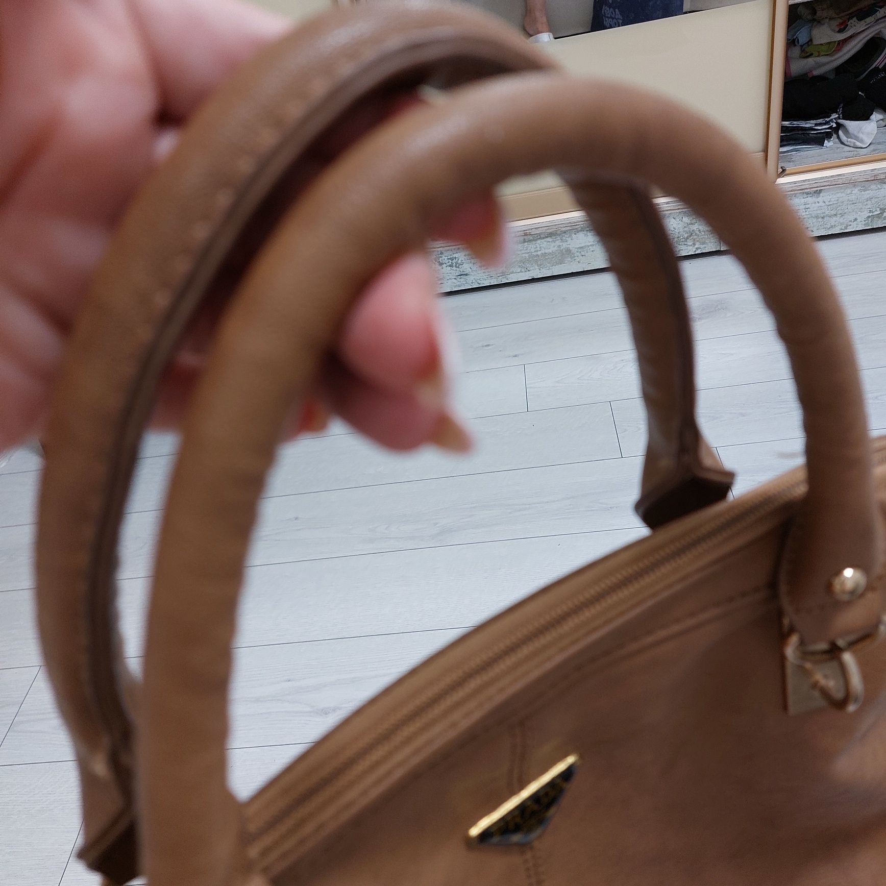 Сумочка  Prada  жіноча