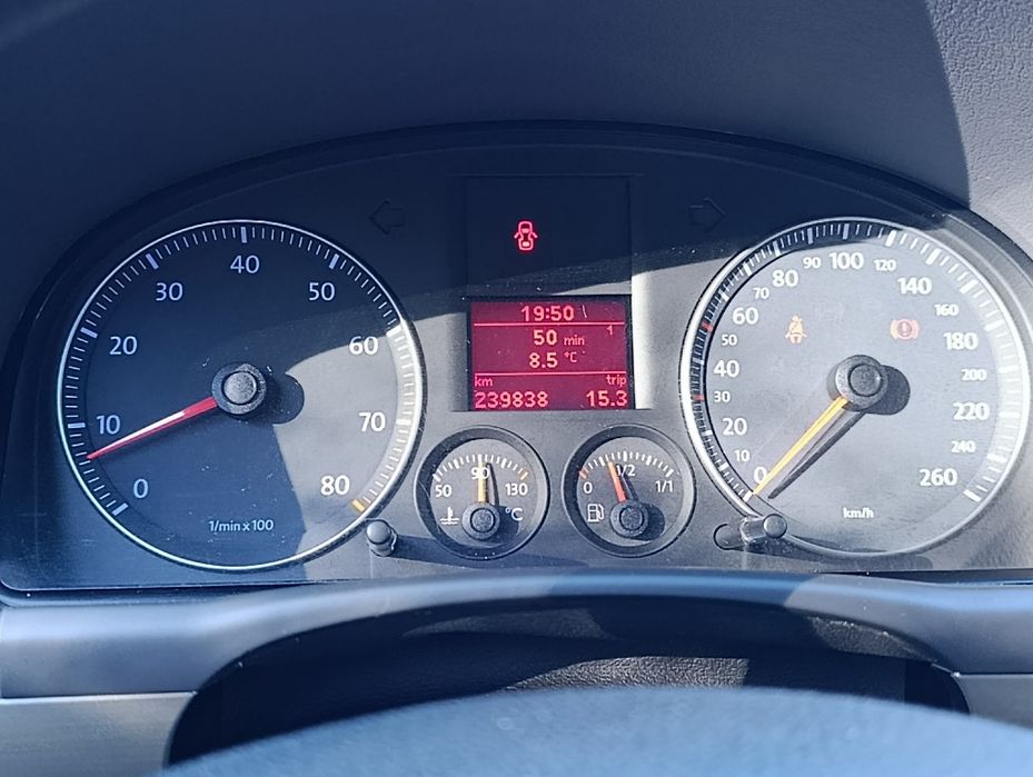 VW Touran 1.4tsi 140kM 2009r Nowy Rozrząd Nowy Olej Nowy Przegląd i OC
